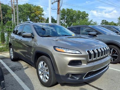 Used 2017 Jeep Cherokee Limited w/ Luxury Group
