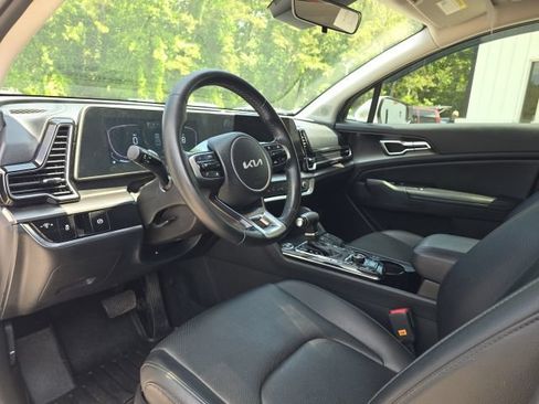 Used 2023 Kia Sportage EX FWD image 21