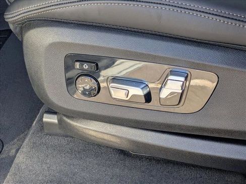 New 2026 BMW X7 M60i image 4