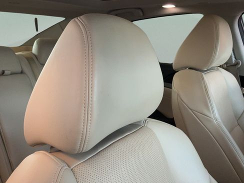 Used 2020 Nissan Maxima 3.5 SL w/ Floor Mat Group FWD image 44