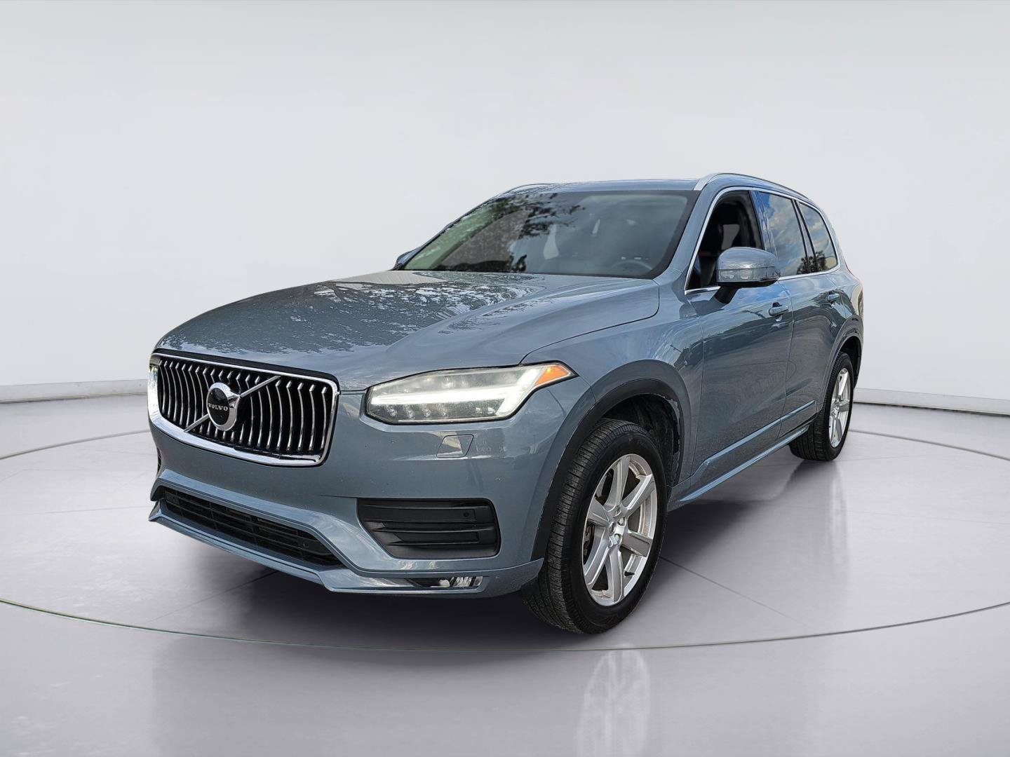 Used 2021 Volvo XC90 T5 Momentum w/ Climate Package FWD image 1