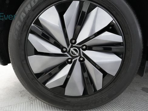 Used 2023 Nissan Ariya Evolve+ image 17