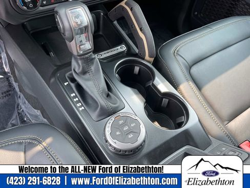 New 2025 Ford Bronco Badlands image 25