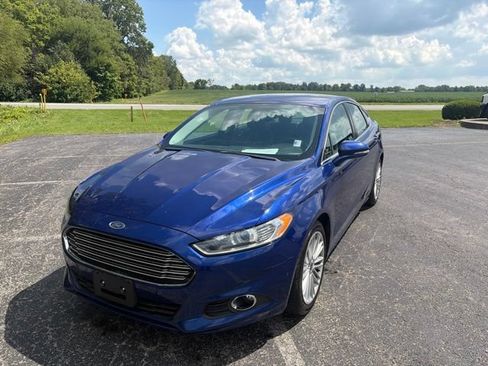 Used 2016 Ford Fusion SE w/ Equipment Group 202A FWD image 5