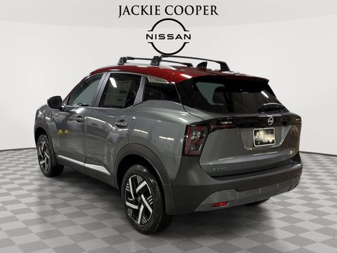 New 2027 Nissan Kicks SV w/ Cold Weather Package FWD image 7