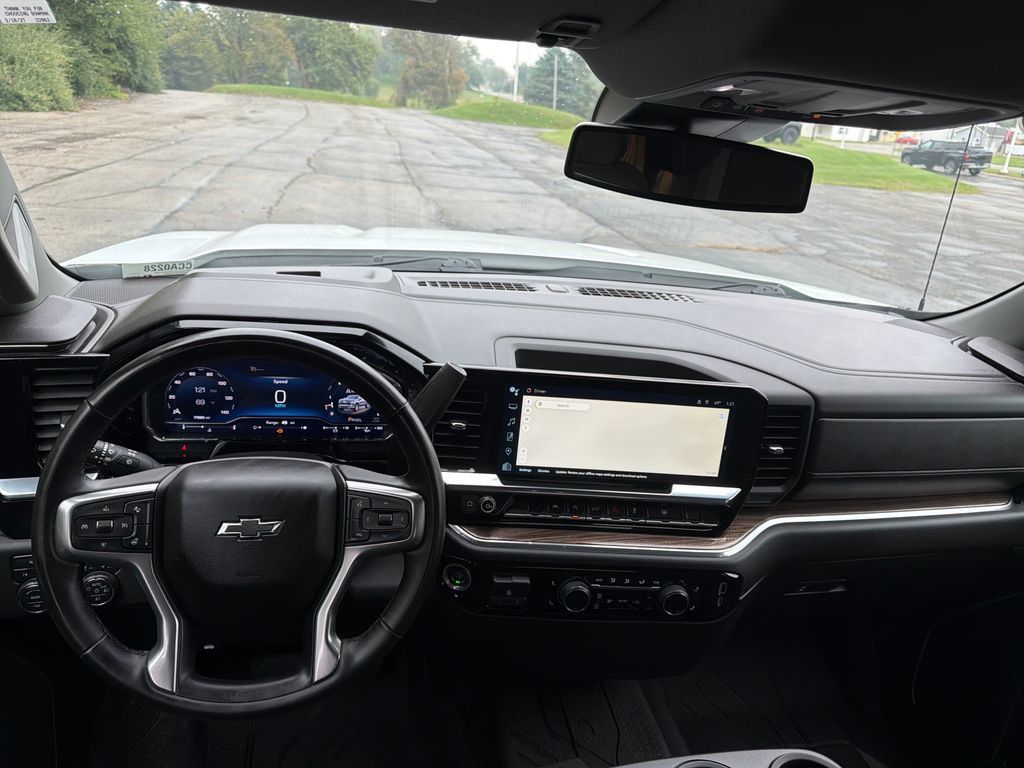 Used 2024 Chevrolet Silverado 1500 RST w/ Max Trailering Package AWD/4WD image 31