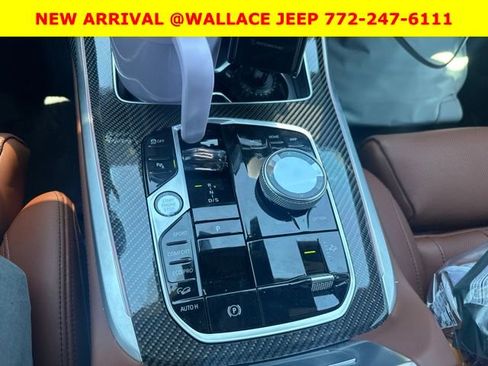 Used 2025 BMW X7 M60i w/ Climate Comfort Package AWD/4WD image 9