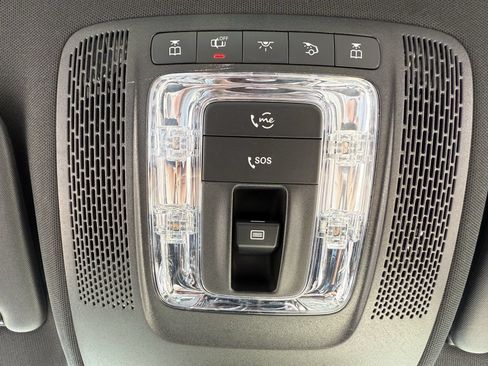 Used 2023 Mercedes-Benz CLA 250 4MATIC w/ Premium Package image 12