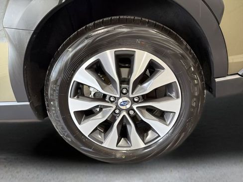 Used 2025 Subaru Outback Limited XT image 39