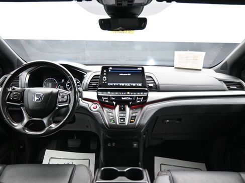 Used 2025 Honda Odyssey Sport-L image 14