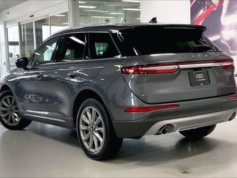Used 2022 Lincoln Corsair AWD w/ Premium Package image 4
