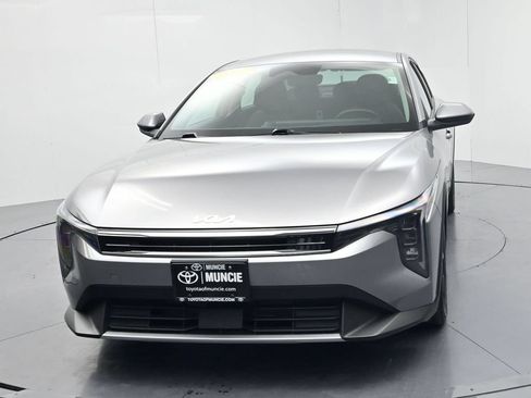 Certified 2025 Kia K4 EX FWD image 3