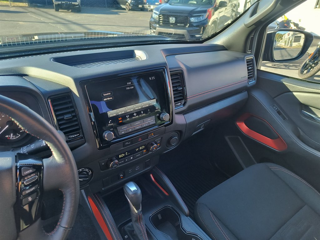 Used 2023 Nissan Frontier PRO-4X w/ Technology Package AWD/4WD image 18