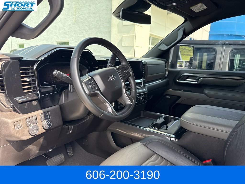 Used 2024 Chevrolet Silverado 2500 ZR2 AWD/4WD image 14