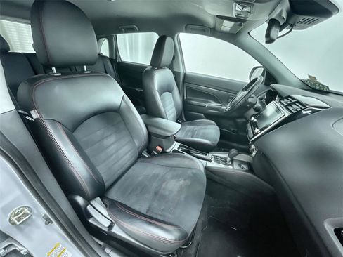 Used 2024 Mitsubishi Outlander Sport SE image 26