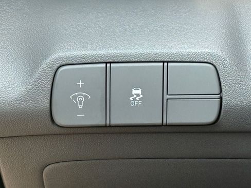 New 2026 Hyundai Elantra SEL Sport Premium FWD image 16