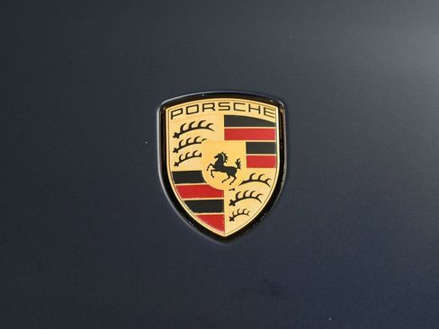 Certified 2018 Porsche 911 Carrera RWD image 34