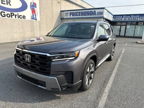 New 2026 Honda Pilot Elite image 3