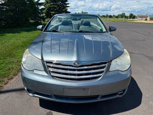 Used 2008 Chrysler Sebring Touring FWD image 4