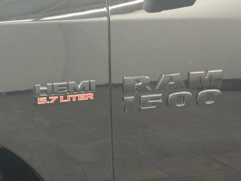Used 2016 RAM 1500 Express w/ Black Ram 1500 Express Group AWD/4WD image 7