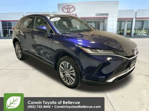 Used 2021 Toyota Venza Limited image 1