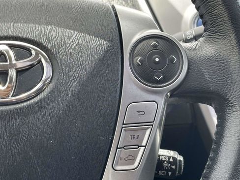 Used 2015 Toyota Prius V Five w/ Advanced Technology Package FWD image 30