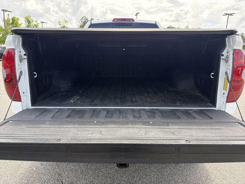 Used 2019 Toyota Tundra SR5 AWD/4WD image 27