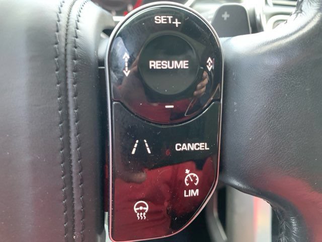 Used 2018 Land Rover Range Rover Supercharged AWD/4WD image 37