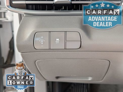 Used 2024 Hyundai Elantra SEL FWD image 13