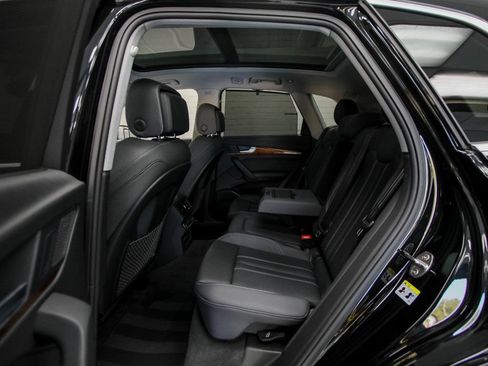 Used 2023 Audi Q5 2.0T Prestige w/ Prestige Package AWD/4WD image 24