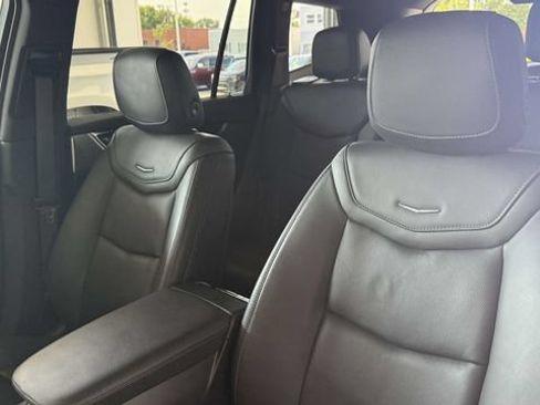 Certified 2024 Cadillac XT6 Premium Luxury AWD/4WD image 20