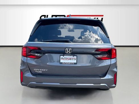 Used 2025 Honda Odyssey EX-L image 6