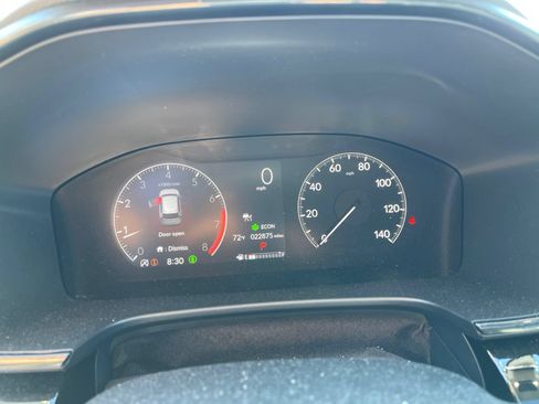 Used 2024 Honda CR-V EX-L image 6