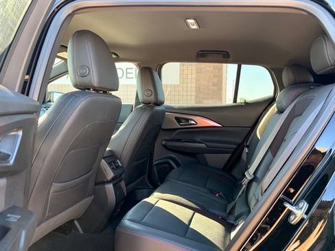 Used 2024 Chevrolet Equinox EV RS FWD image 16