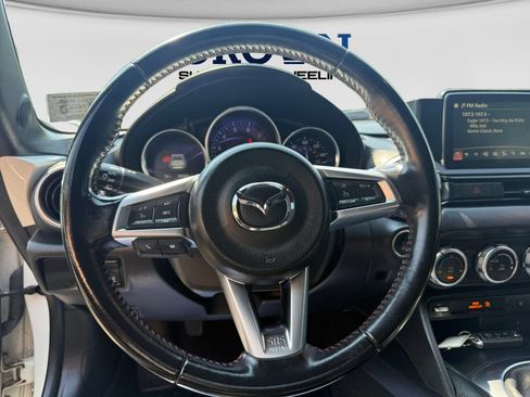 Used 2017 MAZDA MX-5 Miata RF Grand Touring RWD image 12
