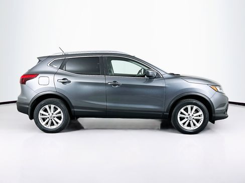 Used 2018 Nissan Rogue Sport SV image 10