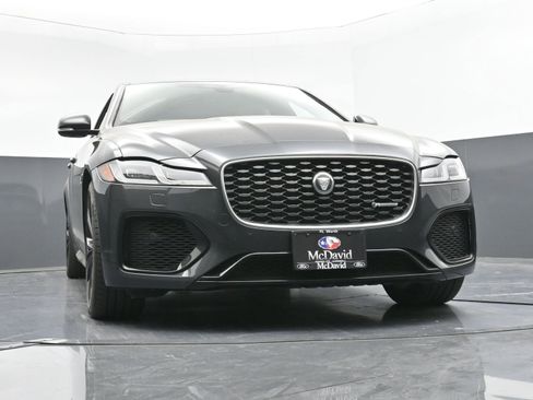 Used 2024 Jaguar XF R-Dynamic SE image 21