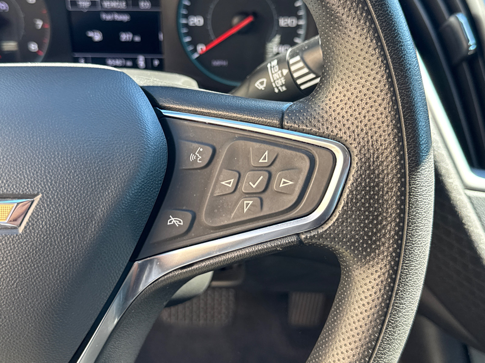 Used 2025 Chevrolet Malibu LT FWD image 25