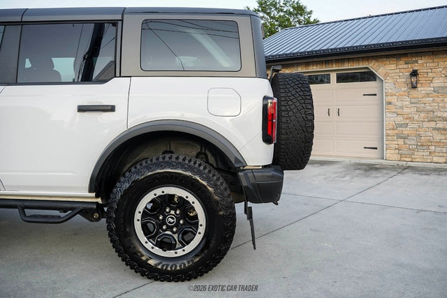 Used 2023 Ford Bronco Badlands w/ Sasquatch Package AWD/4WD image 5