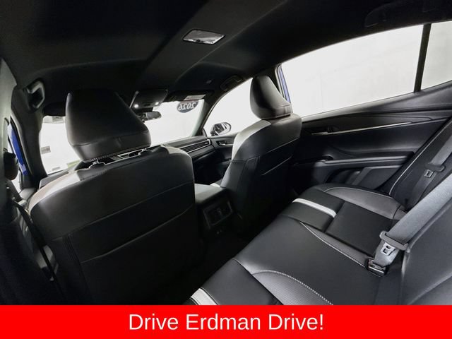 Used 2026 Toyota Camry SE FWD image 10