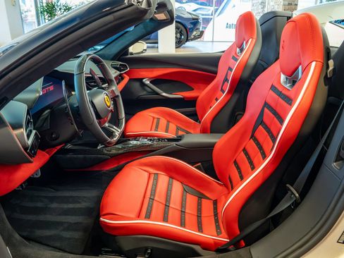 Used 2025 Ferrari 296 GTS RWD image 10