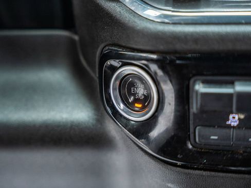 Used 2024 Chevrolet Silverado 1500 High Country w/ Technology Package image 26