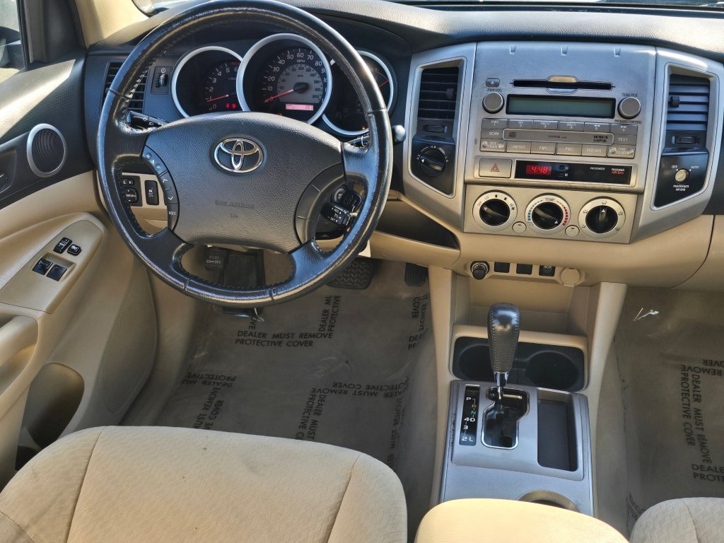 Used 2010 Toyota Tacoma 4x4 Access Cab V6 image 3
