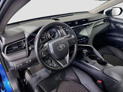 Used 2020 Toyota Camry SE w/ Audio Package FWD image 19