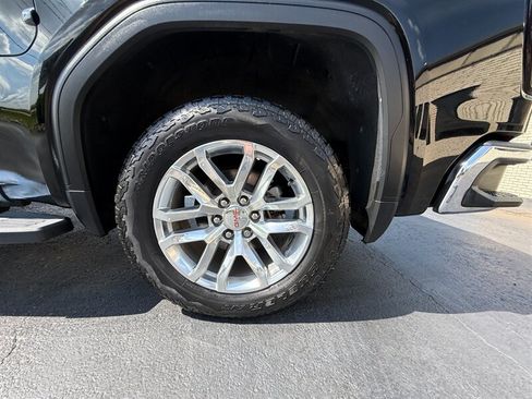 Used 2019 GMC Sierra 1500 SLT w/ SLT Premium Plus Package AWD/4WD image 31