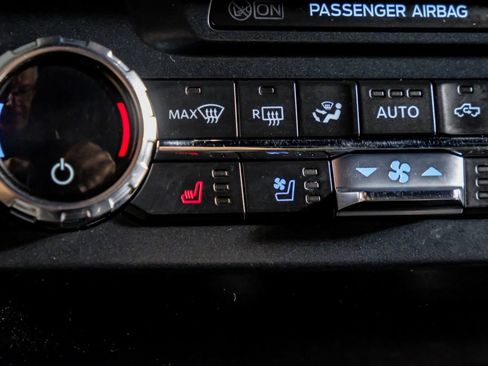 Used 2022 Ford F350 Lariat w/ Lariat Value Package AWD/4WD image 24