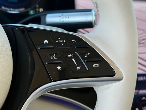 New 2026 Mercedes-Benz EQS 550 4MATIC SUV image 21