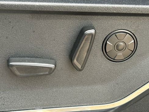 Used 2024 Ford F350 Platinum w/ Tremor Off-Road Package image 23