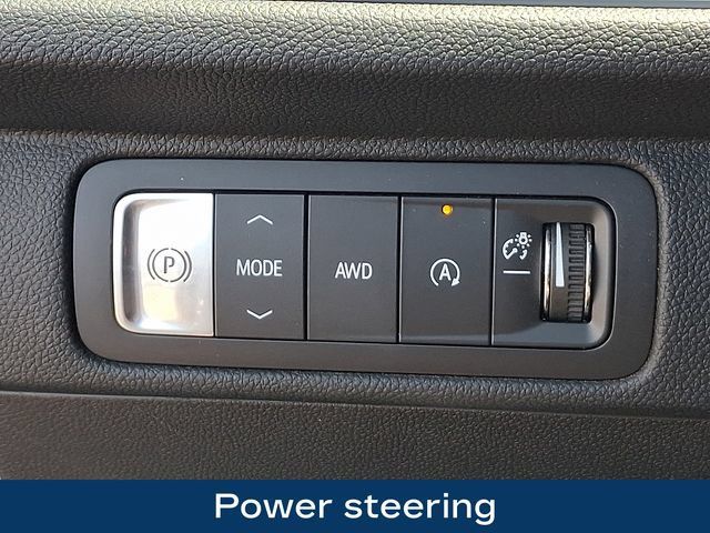 Used 2026 Chevrolet Traverse Z71 AWD/4WD image 9