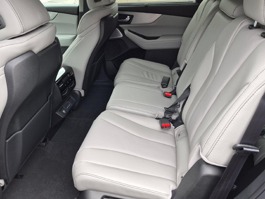 Used 2026 Acura MDX w/ Technology Package AWD/4WD image 27